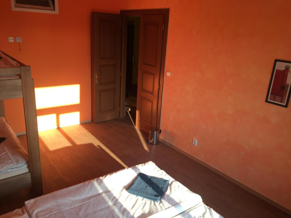 Cb Rooms/Bed&Soup Ceske Budejovice Kültér fotó